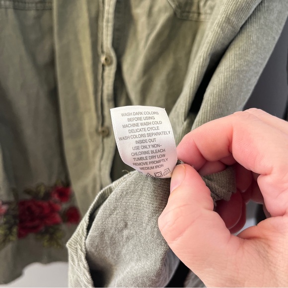 Woman Within Olive Green Embroidered Corduroy Button Up Shirt Plus Size 1X - Picture 6 of 7